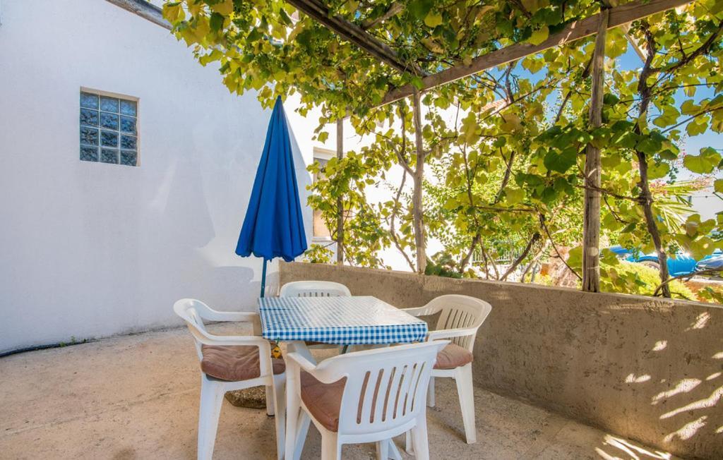 Apartmani Mile Krk Town Exterior photo